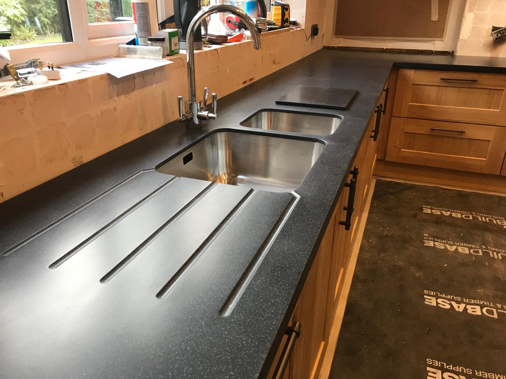 Integrated sink
