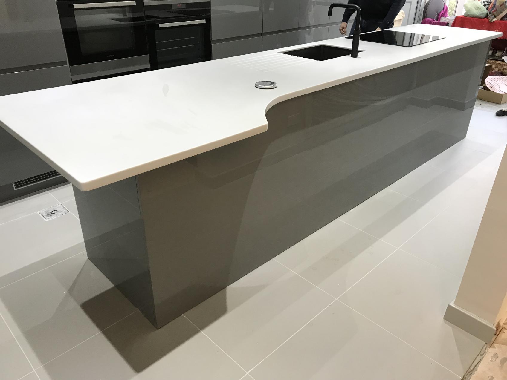 Corian Pearl Grey island Corian Pearl Grey island